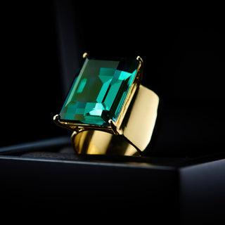 ICONIC RING “EMERALD GREEN”